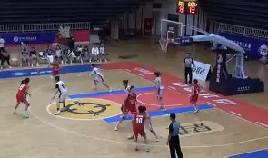 四川队巧妙进攻成功夺得胜利的球员